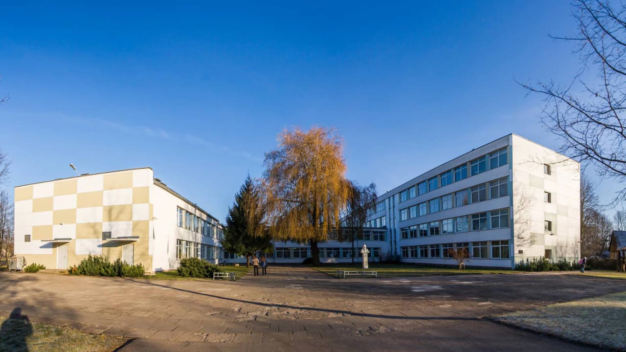 Užpultos mokytojos saugumą ministerija palieka spręsti mokyklos vadovams