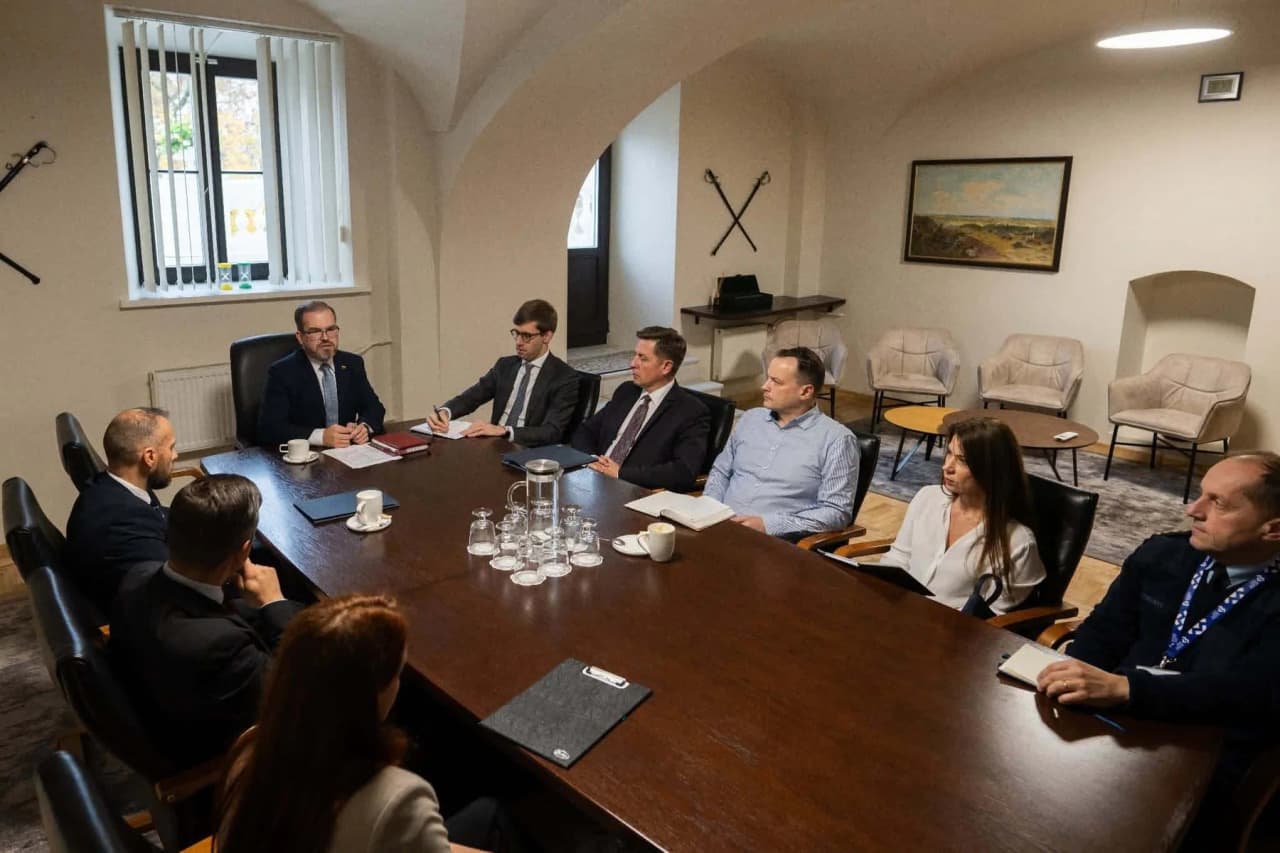 Kaunas su tarnybų vadovais ieškojo būdų, kaip spartinti pinigų įsisavinimą Rusijos atgrasymo srityje