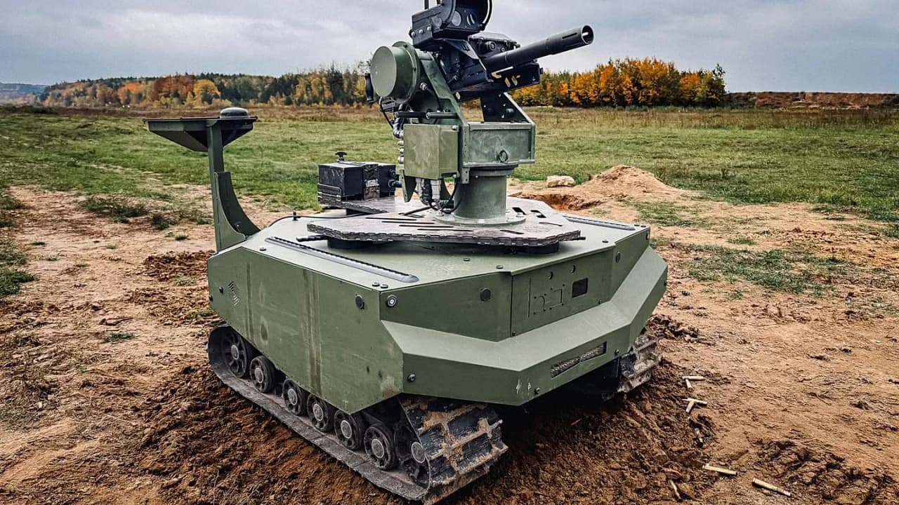 Ukrainos frontui rengiamas ginkluotas antžeminis robotas