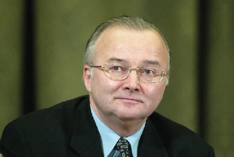 Rekordas: iki šiol nepaskelbti balsavimo rezultatai iš 3 ambasadų ir 7 apylinkių. Papildyta: pagaliau suskaičiavo