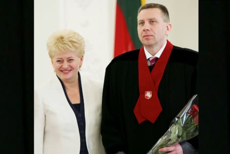 Prezidentė D. Grybauskaitė ir jos paskirtasis Generalinis prokuroras D. Valys.