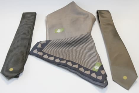 Milijonas - šalikėliams ir kaklaraiščiams