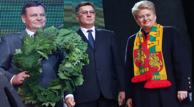 Čempionus pasitiko visi aukščiausi šalies vadovai – Seimo pirmininkas, ministras pirmininkas ir prezidentė