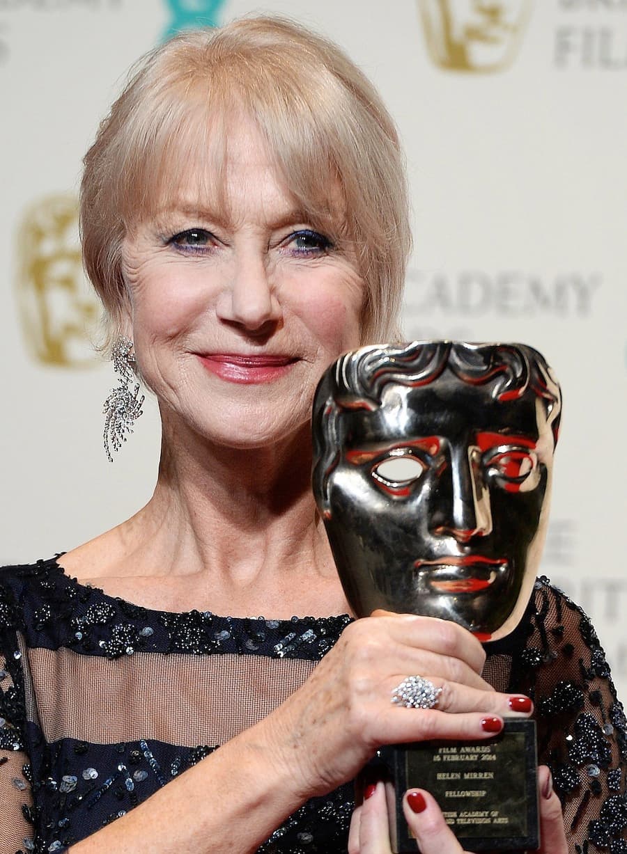 Sekmadienio vakarą Londone išdalyti britų BAFTA kino apdovanojimai. Per ceremoniją specialų apdovanojimą už viso gyvenimo pasiekimus atsiėmė britų aktorė Helen Mirren. EPA-Eltos nuotr.