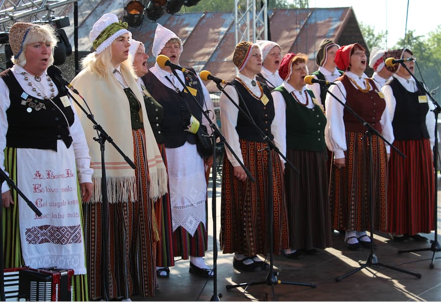 Kaune aidės XXIX tarptautinis folkloro festivalis „Atataria lamzdžiai“ – 2014