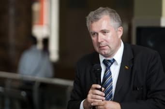 A. Anušauskas. Putino gyvasis skydas