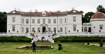 Grafų Tiškevičių rūmai atkuriami remiantis autentiškais brėžiniais