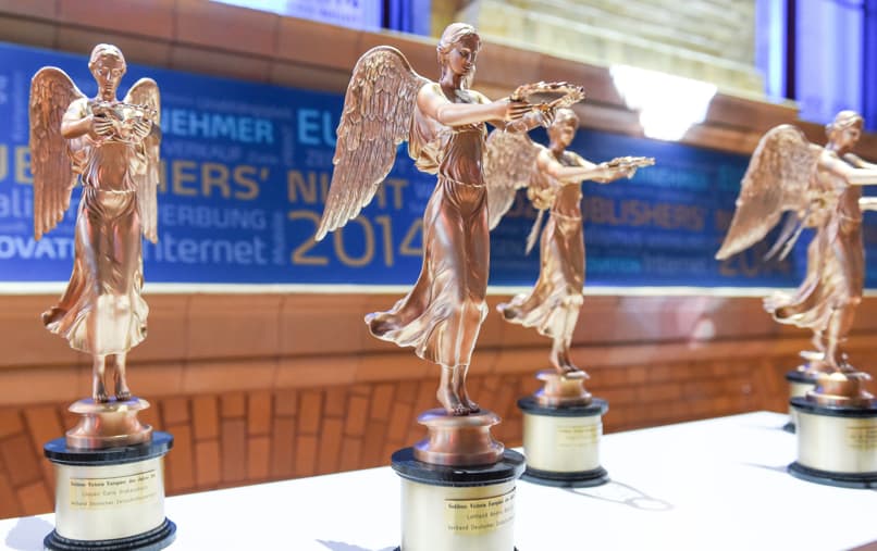 „Goldene Victoria“ apdovanojimas – Vokietijos žmonių pasitikėjimo Baltijos šalių žmonėmis ženklas