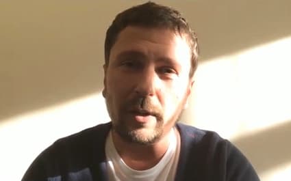 Anatolijus Šary bando atsakyti į VISUS klausimus