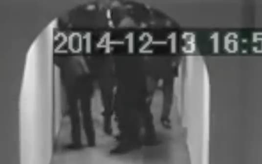 Kijevo centre pasidarbavo plėšikai. Pabandykite šią naujieną rasti Ukrainos žiniasklaidoje