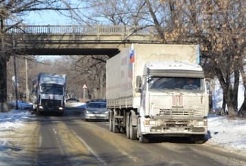 LRT: padėties blogėjimas Rytų Ukrainoje siejamas su Rusijos humanitarinės pagalbos kroviniais