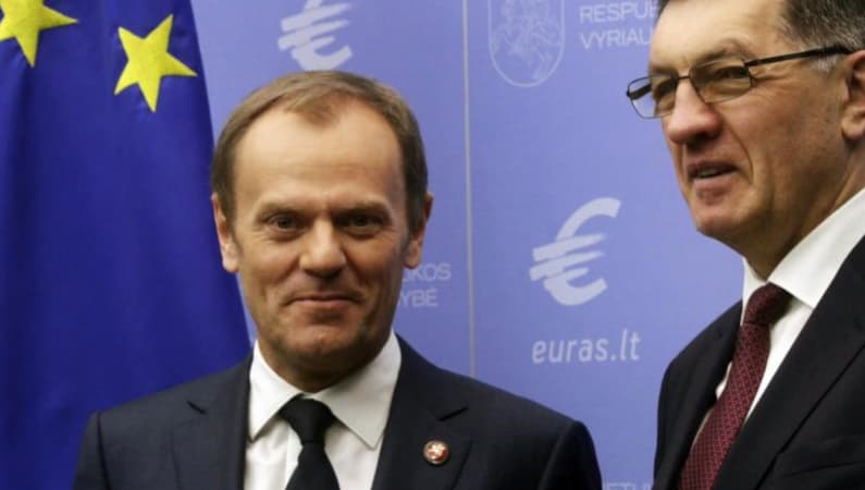 Komisaras paaiškino, kodėl naujieji pinigai bus artimi lietuviams, bet neatskleidė, kodėl pati Lenkija nenori euro
