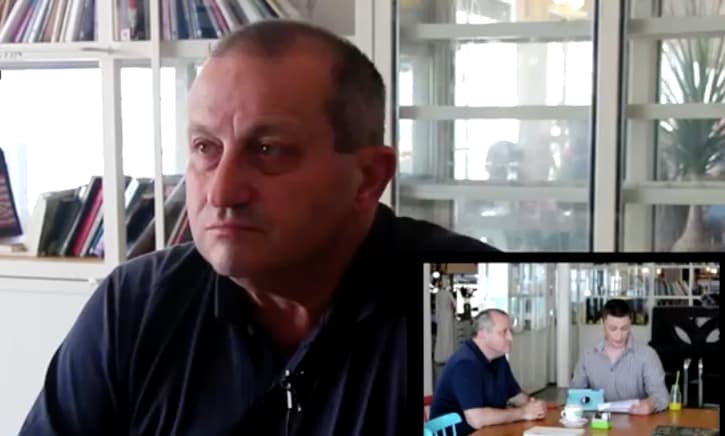 Kedmi atsako į žiūrovų klausimus
