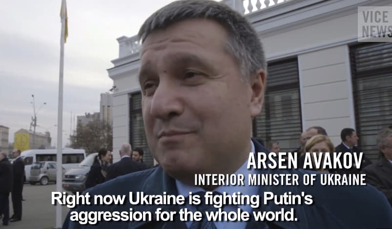 VICE News: ar turi JAV tiekti ginkluotę Ukrainai