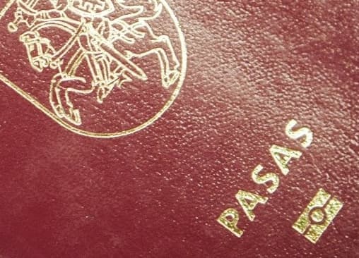 LR Pilietybės įstatymo prieštaravimai Konstitucijai
