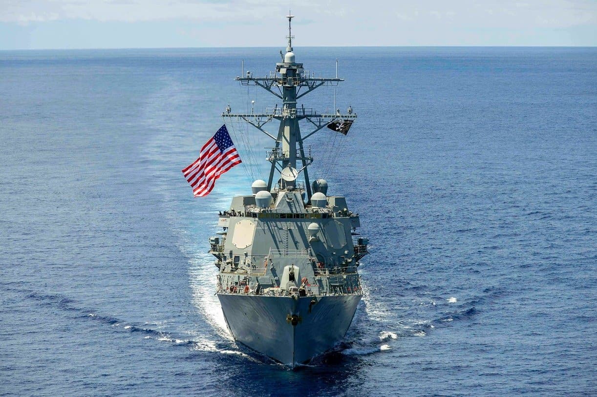 „The National Interest“: Amerika negali vienu metu kariauti su Kinija ir Rusija