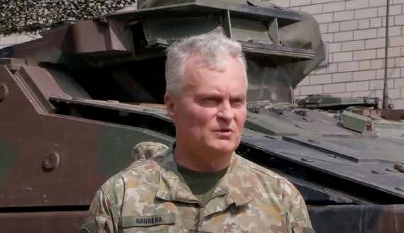 Nausėda negali patikėti, kad pjaunamai vielai pasienyje bei kitiems rakandams ES neduos pinigų