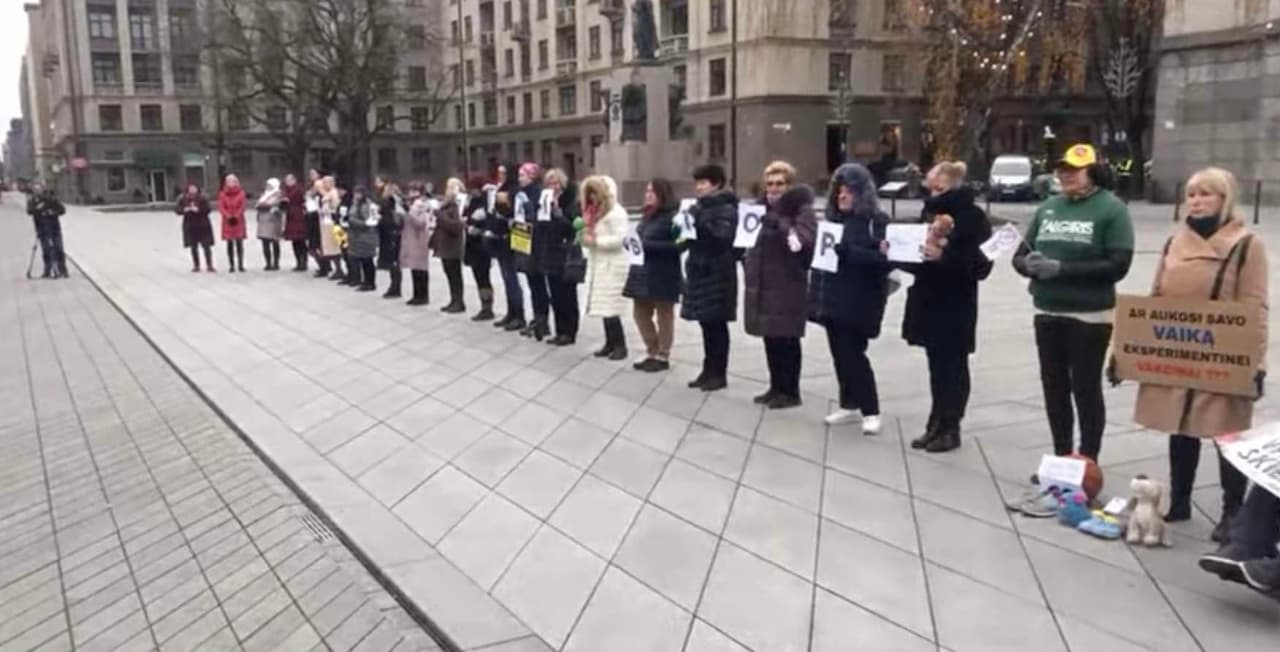 Kaune sukilo žmonės, nenorintys gyvenime turėti daugiau galimybių