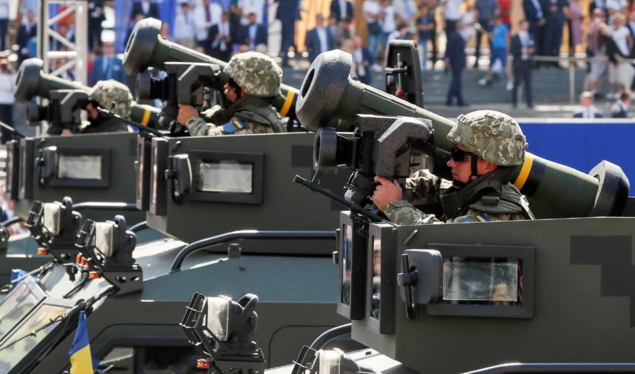 „The National Interest“: NATO ginklai Ukrainai - žiežirba, įžiebsianti karą su Rusija?