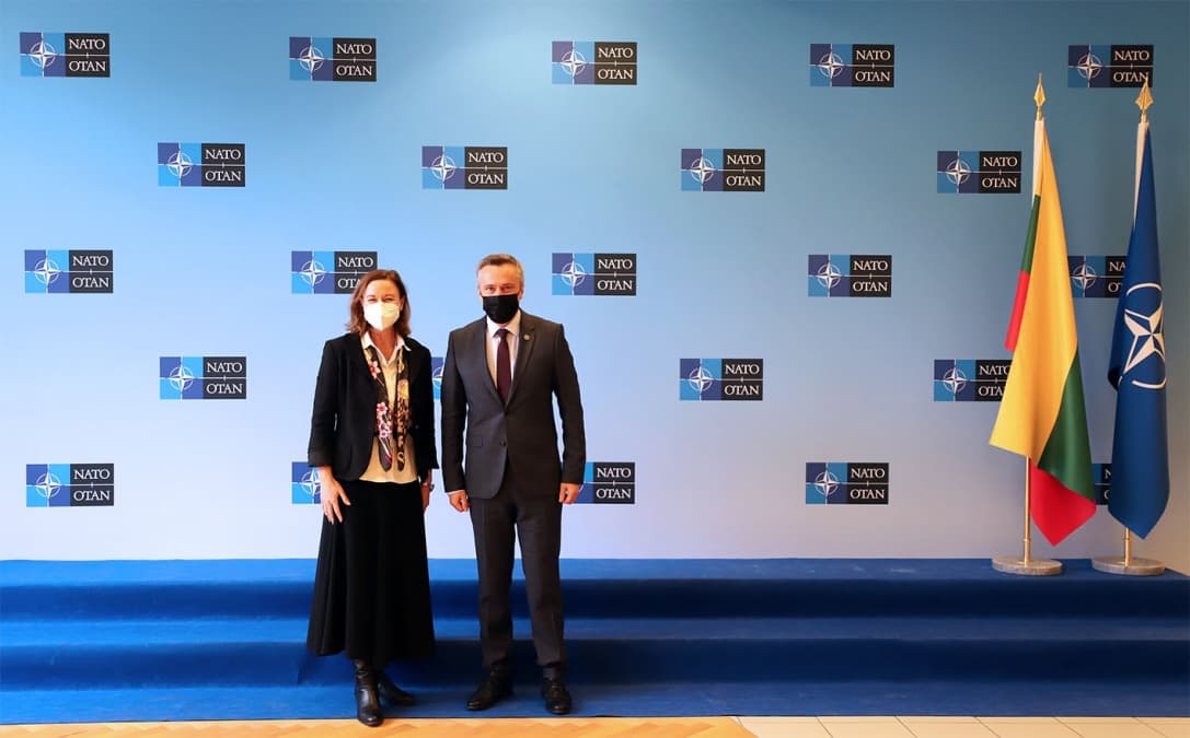 V. Semeška su nauja NATO Paramos ir pirkimų agentūros vadove aptarė prekių ir paslaugų įsigijimus