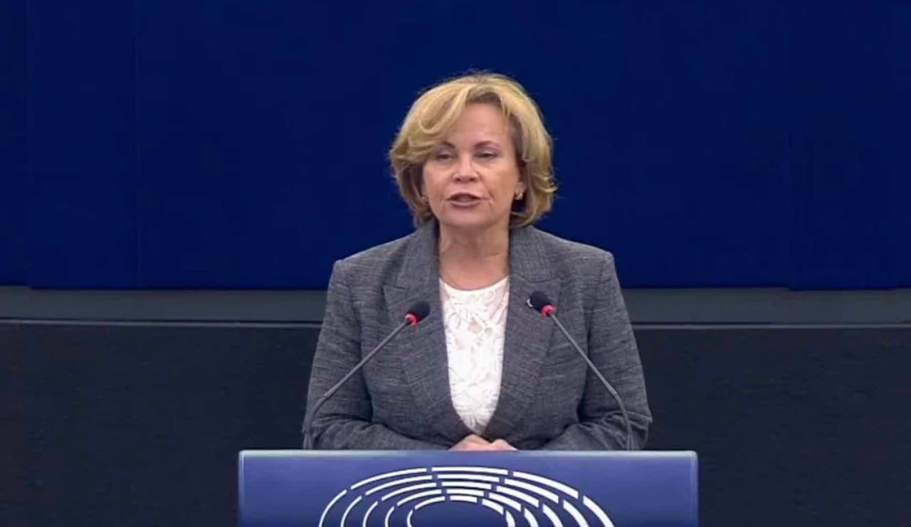 Europa išklausė Juknevičienės kalbą, skirtą Sovietų Sąjungos iširimo 30-mečiui
