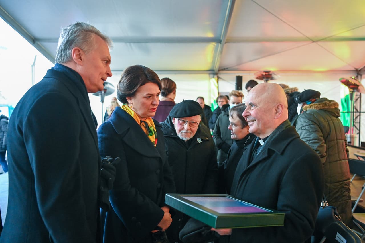 G. Nausėda (kairėje). Nuotr. prezidentas.lt