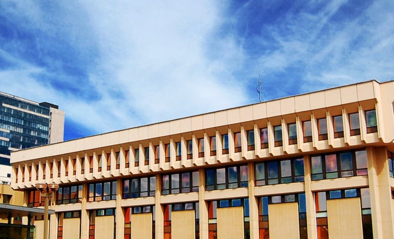 Vienybė, tačiau ne melo pagrindu