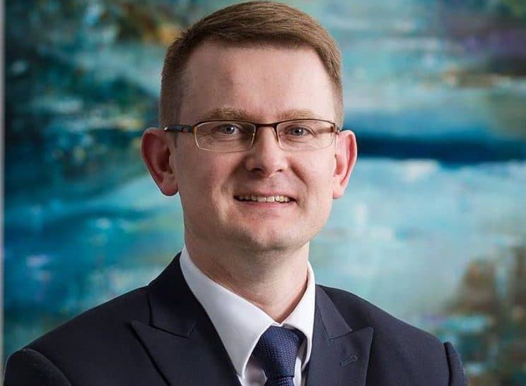 Kinijoje nuo COVID-19 mirė 4 tūkstančiai 638 žmonės, Lietuvoje – 8 tūkstančiai 751 žmogus