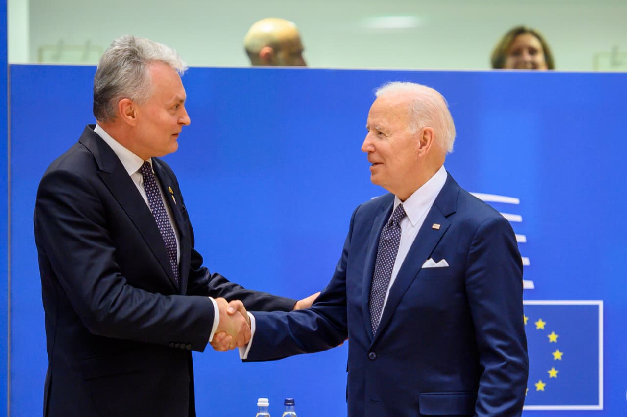 G. Nausėdos įžvalgų įdėmiai klausės JAV prezidentas Dž. Baidenas. Nuotr. prezidentas.lt