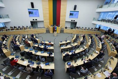 Seimas patobulino sankcijų įgyvendinimo mechanizmą