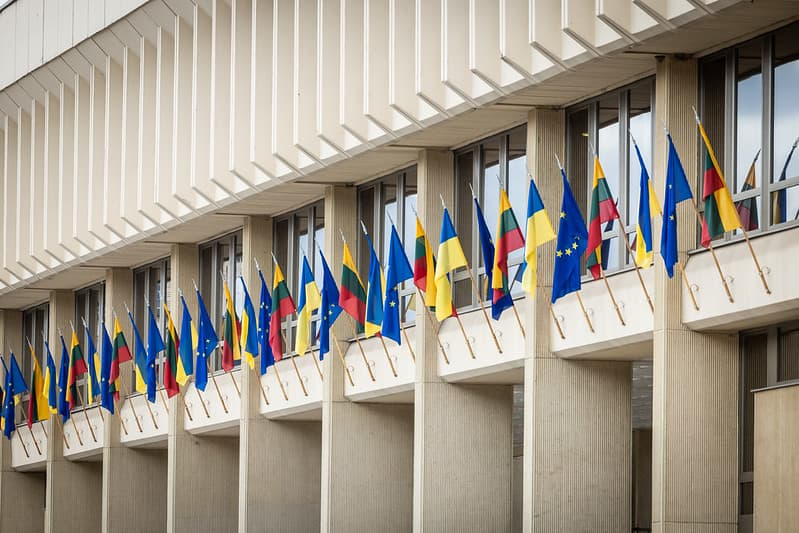 Seimas vieningai pratęsė nepaprastosios padėties galiojimą Lietuvoje