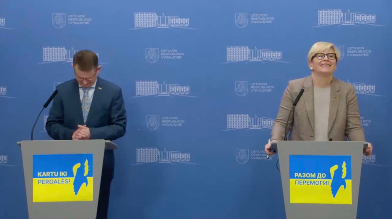 Šimonytė su Dulkiu radikaliai pakeitė COVID-19 ligos valdymo strategiją