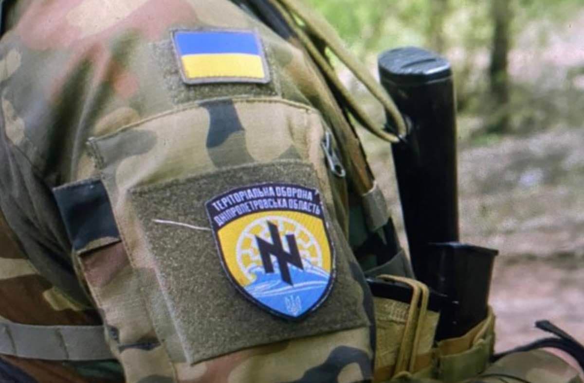 Skotas Riteris apie bataliono „Azov“ evakuaciją
