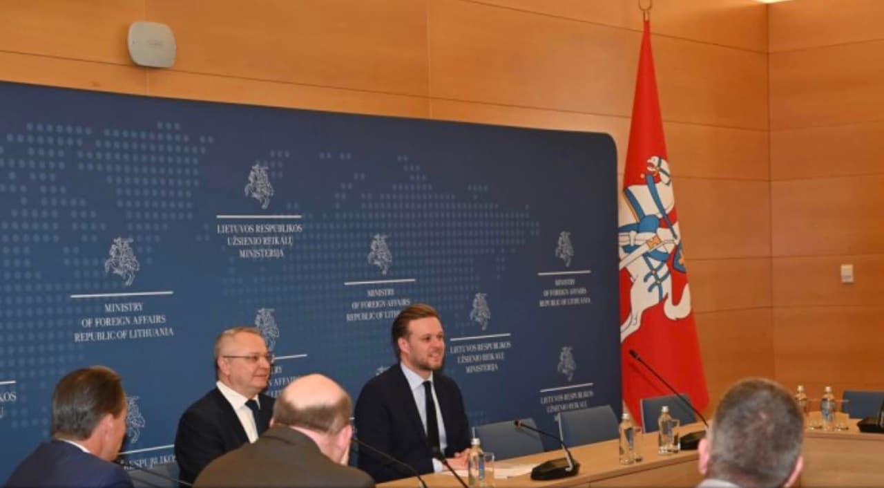 G. Landsbergis aptarė Lietuvos įmonių integravimo galimybes į JAV gynybos verslo vertės grandines