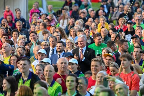 Nausėda išeivijos lietuviams prasmingai pranešė, kad Lietuva – tai ir jų kraštas