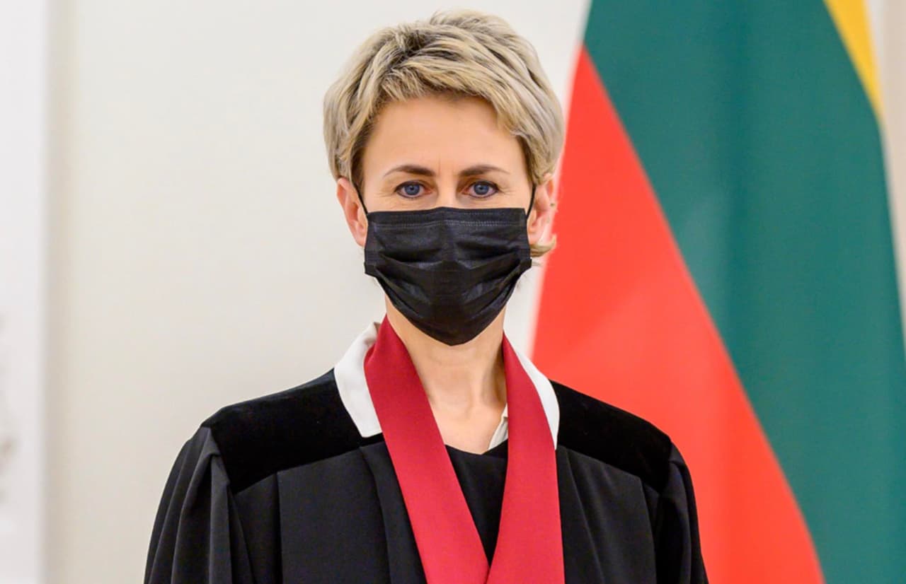 Generalinė prokurorė patvirtino, kad Lietuvos Respublikos įstatymas jai nėra įstatymas