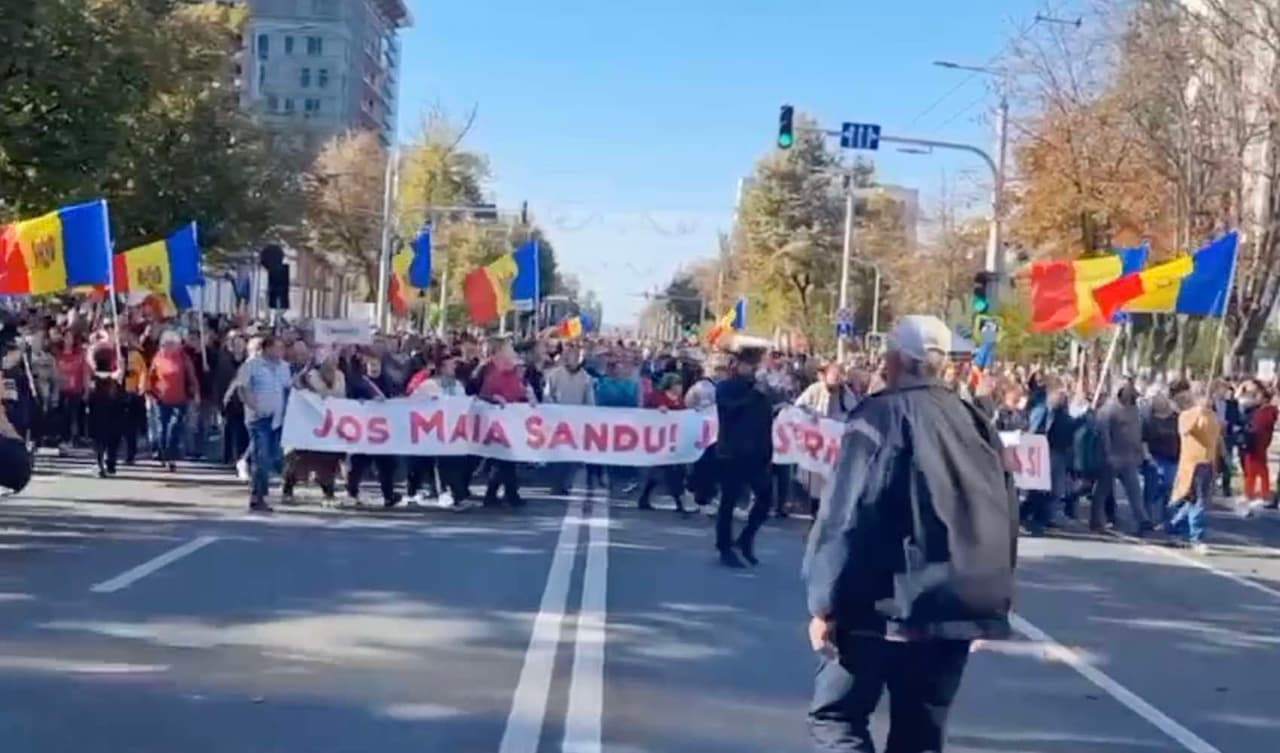 Protestai Moldovoje prieš vertybes