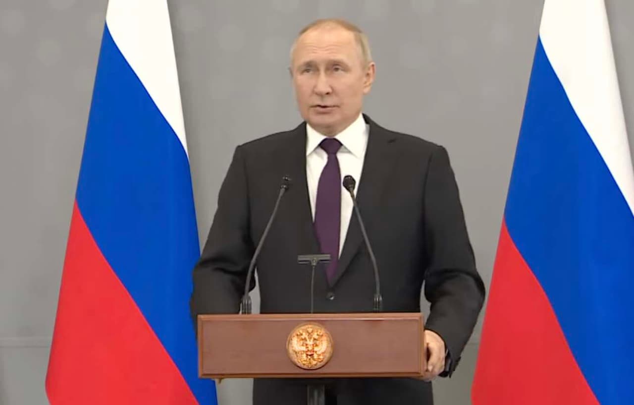 Vladimiras Putinas įvardijo dalinės mobilizacijos „nerūpestingumo“ priežastį
