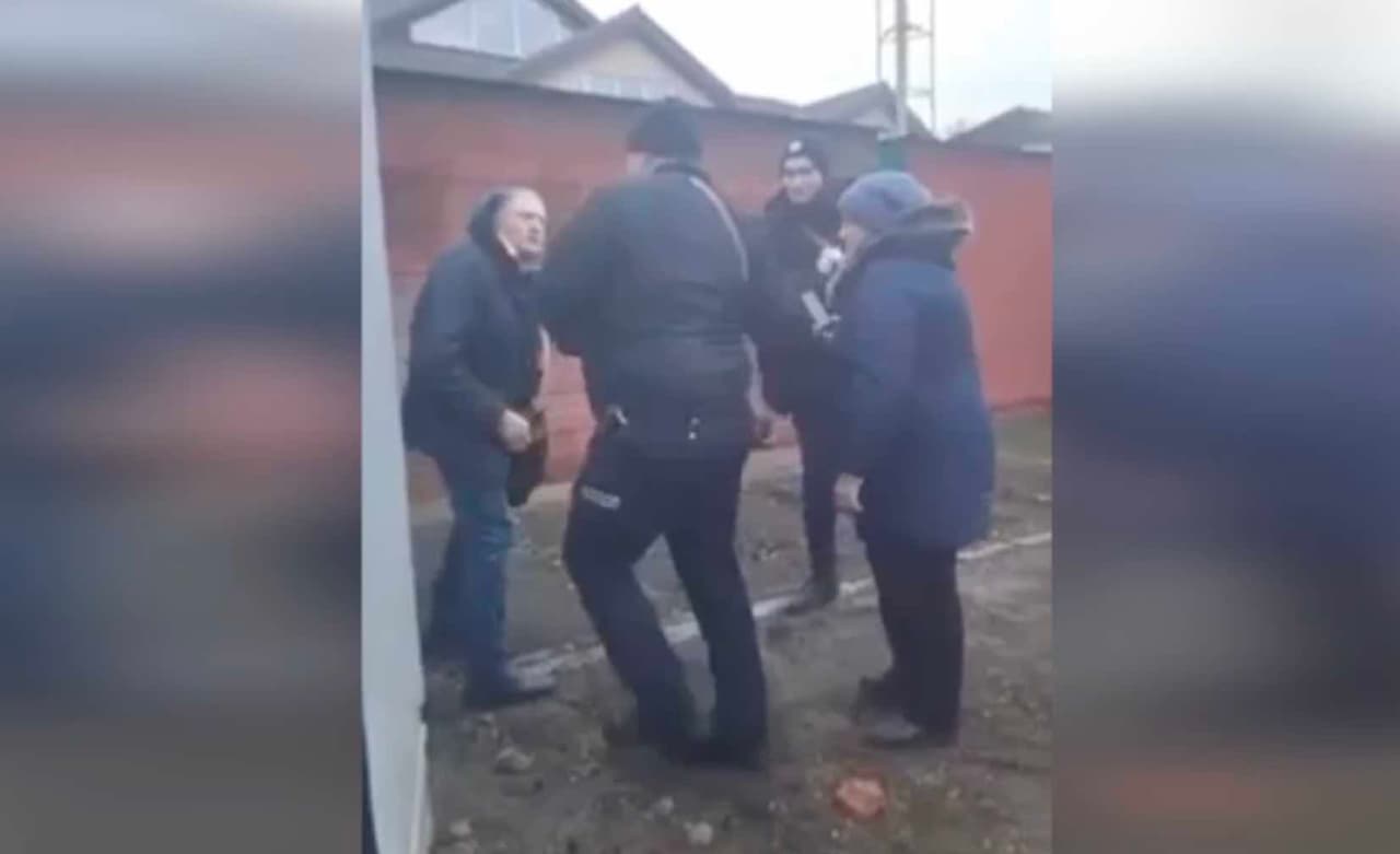Diskusijos akimirkos su nenorinčiu eiti ginti laisvės