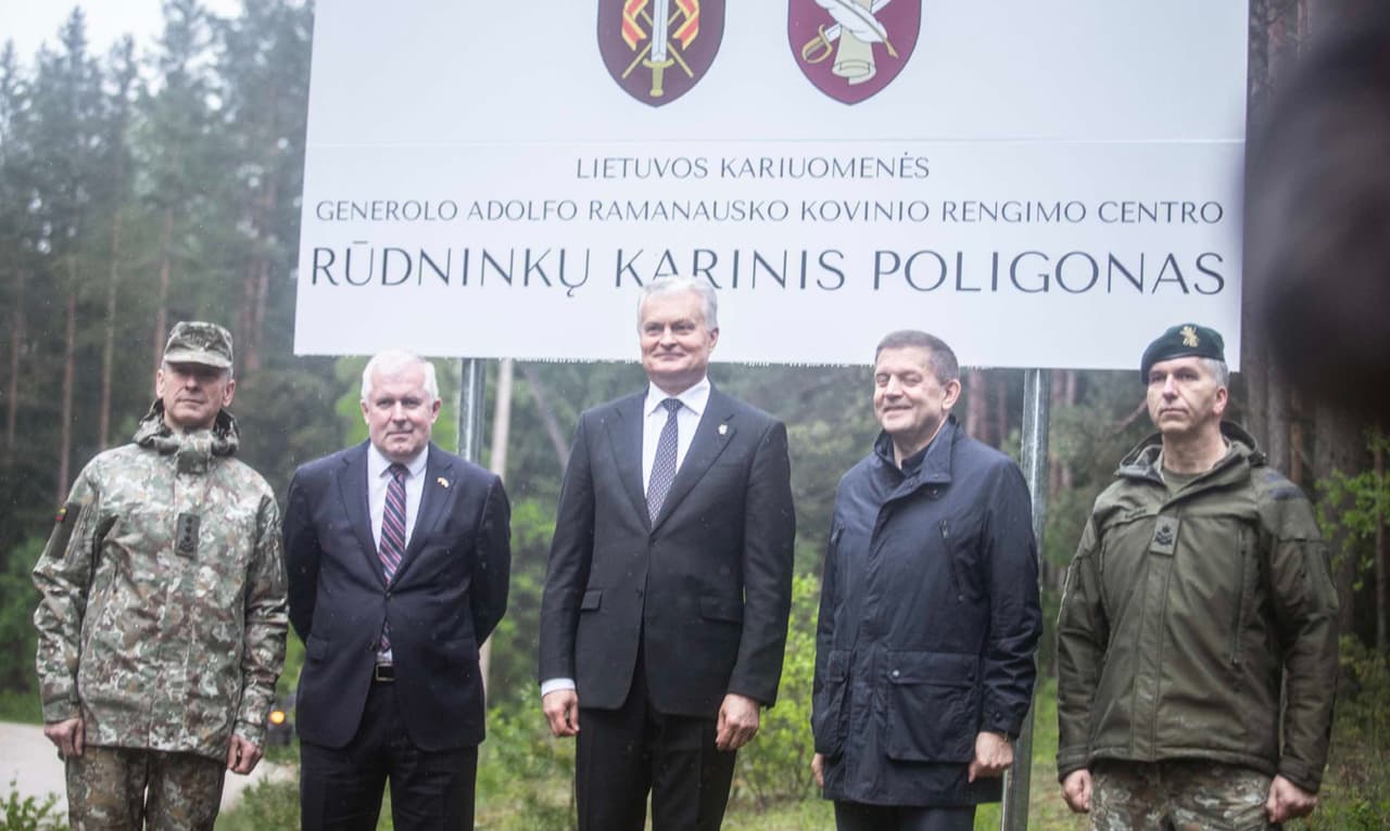 Pasitikėjimas Lietuvos kariuomene ir NATO šiuo metu yra seniai regėtose aukštumose