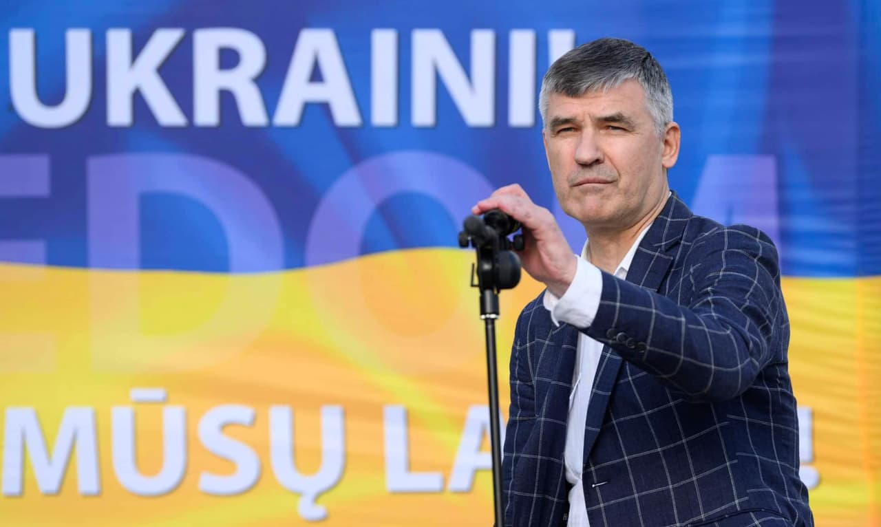 Politikos mokslininkas Medalinskas pranešė apie atsivėrusias didesnes galimybes Ukrainos kariams