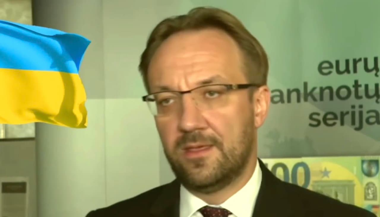 Atlyginimai Lietuvoje šuoliuoja septynmyliais žingsniais
