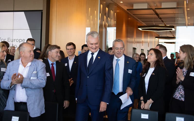 Nausėda Australijoje Australijos lietuvius ragino tęsti paramą Ukrainai iki pergalės