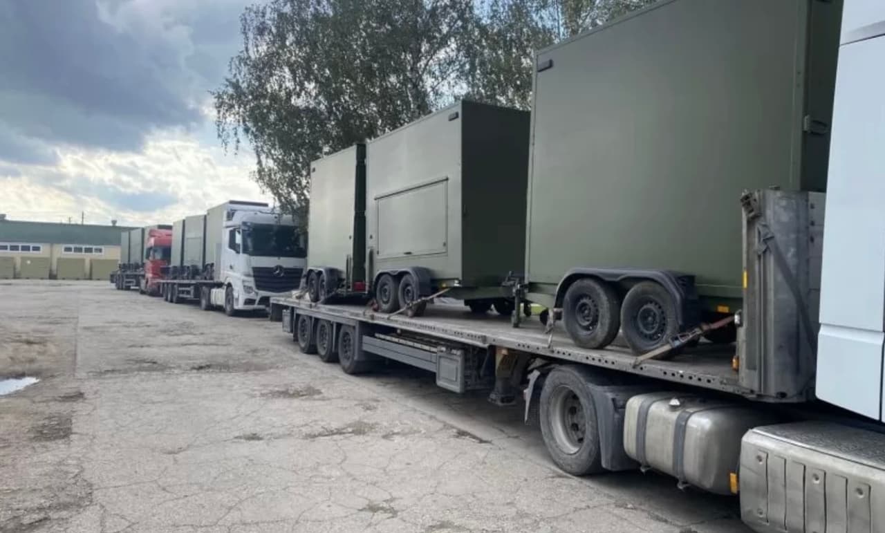 Lietuva artina pergalę – perdavė Ukrainai karinės technikos bei kitų reikalingų daiktų