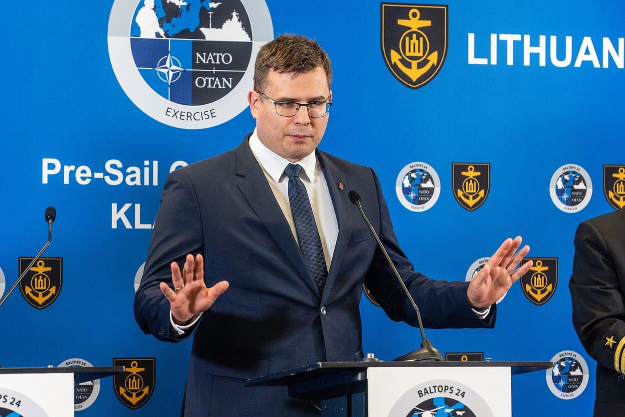 Kasčiūnas pažadėjo savo lyderystę Moldovai, stiprinant šios šalies karinę galią