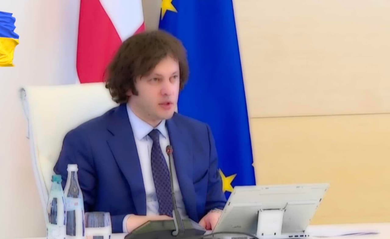 Nors Nausėda iki Gruzijos dar nenuvyko, Lietuva, Estija ir Ukraina jau kirto prorusiškiems gruzinams