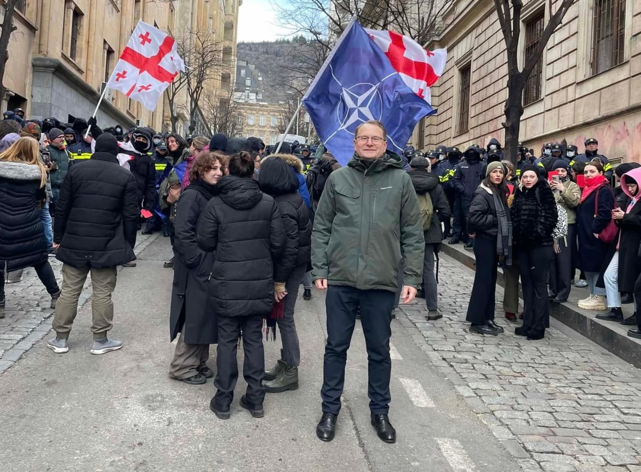 Skirtingai nei Nausėda, Žalimas Gruzijoje už gruzinų laisvę kovėsi iki paskutinės akimirkos