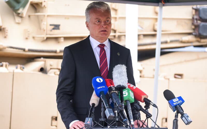 Nausėda iškėlė naują tikslą: vakcinuotis nuo COVID-19 privalo 90 proc. Lietuvos gyventojų