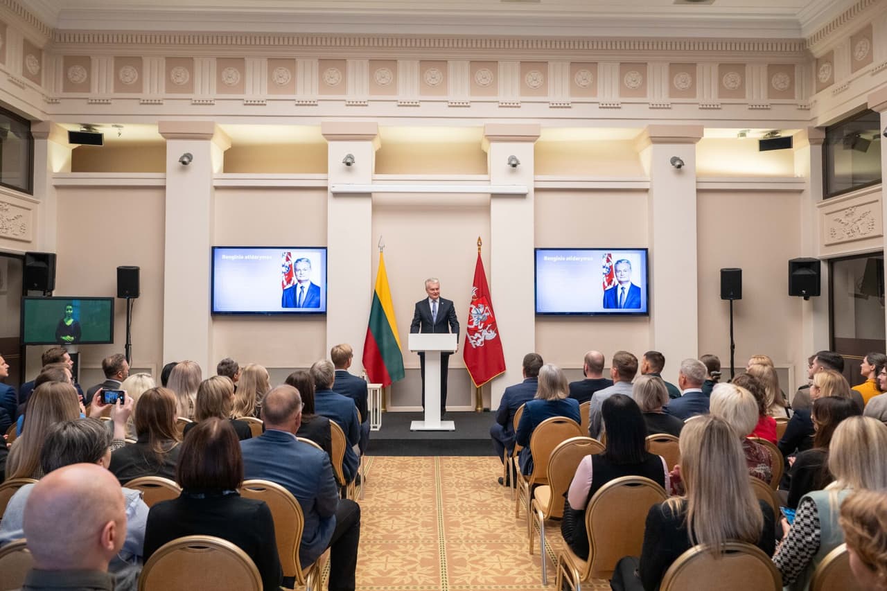 Nausėda perspėjo, kad Lietuvos senukai atsilieka nuo ES vidurkio