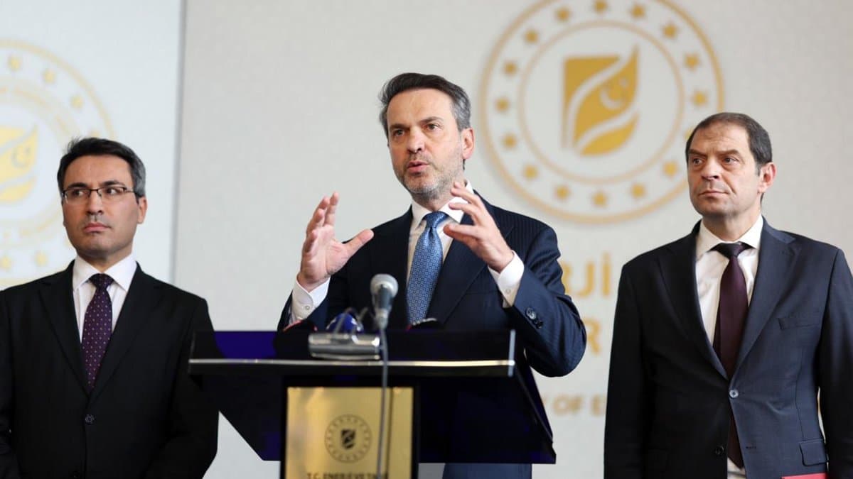 NATO narė Turkija vis neatsisako dujų pirkimo iš Rusijos